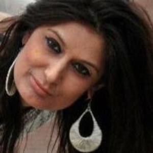 Meet your Posher, Valesca